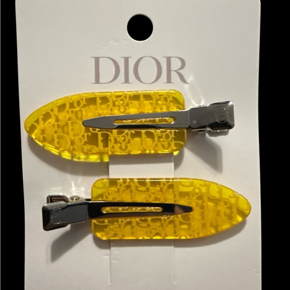 New in Sleeve Dior Vibrant Yellow & Silver VIP Hair Clips - Picture 1 of 3